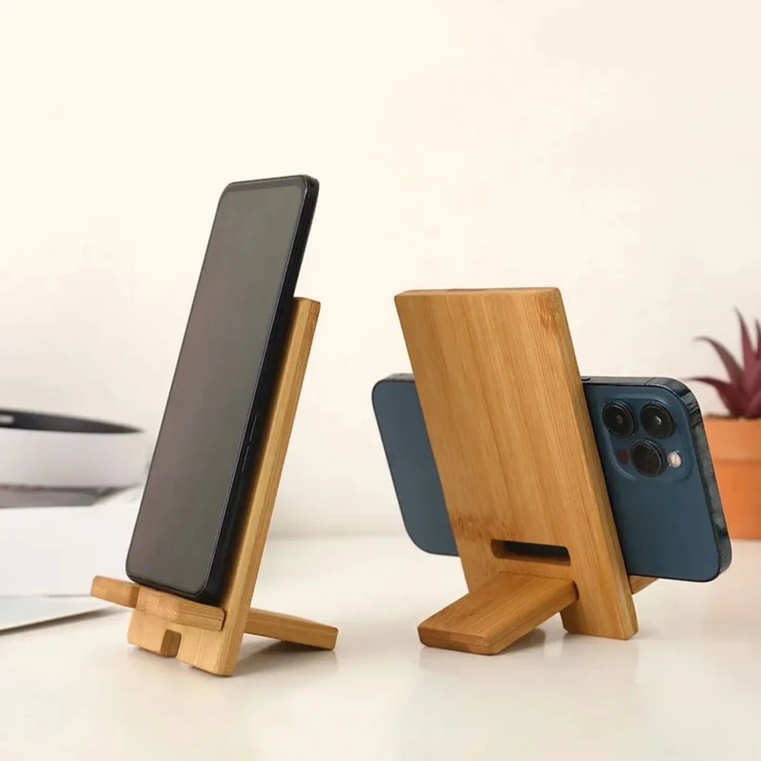 Support téléphone et tablette en bambou — bois véritable